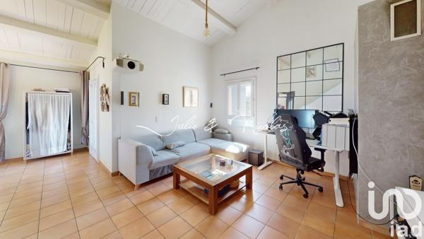 Maison 6 pièces de 160 m² à Lauris (84360)