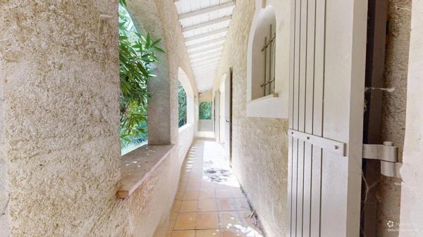 Maison 1 560 000 € Marseille 11 4 p 290 m² DPE B