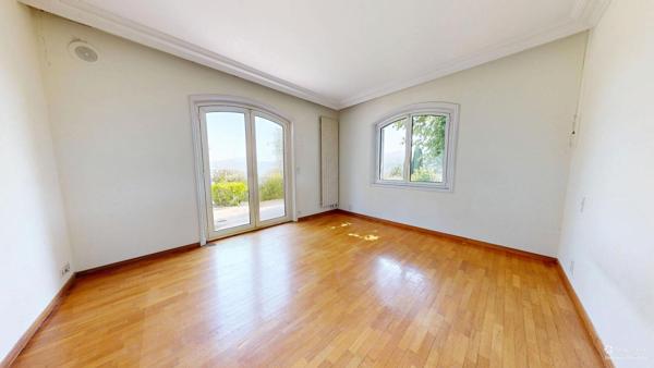Maison 1 560 000 € Marseille 11 4 p 290 m² DPE B