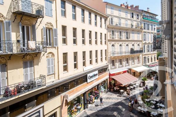 Appartement F2 à vendre  2 pièces - 47 m 2   BEAULIEU SUR MER  - 06