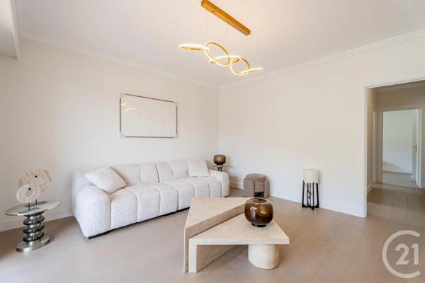 Appartement F2 à vendre  2 pièces - 47 m 2   BEAULIEU SUR MER  - 06