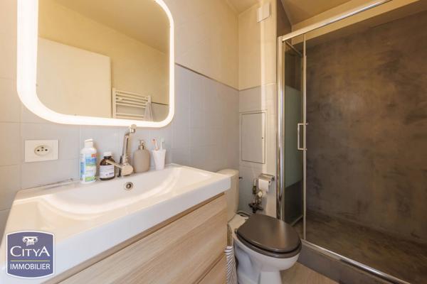 Appartement à vendre 1 pièce 24m² Clermont-Ferrand (63000)