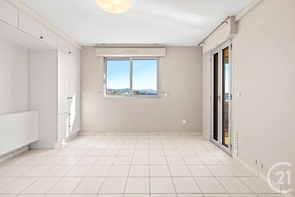 Appartement F3 à vendre  3 pièces - 83,78 m 2   NICE  - 06