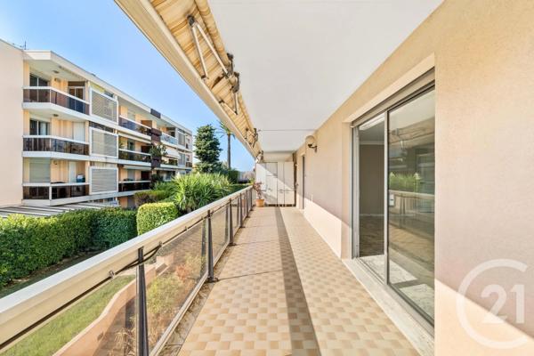 Appartement F3 à vendre  3 pièces - 83,78 m 2   NICE  - 06