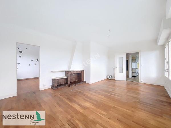 A Saint Fort Sur Gironde,maison à vendre avec 1 étage, 4 chambres, 2 garages, terrain env 1200 m²