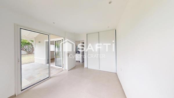 Bungalow dans résidence de charme, piscine lagon