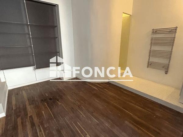 Location Studio 37.6 m² - 16 RUE DE PONTHIERRY Melun 77000