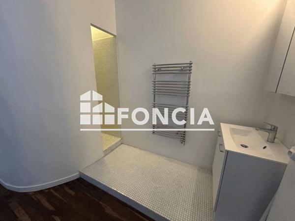 Location Studio 37.6 m² - 16 RUE DE PONTHIERRY Melun 77000