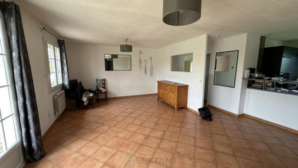 Maison Individuelle de Plain-Pied à la Campagne