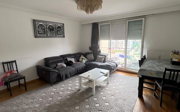 Appartement à vendre    3 pièces • 62 m2 La Courneuve