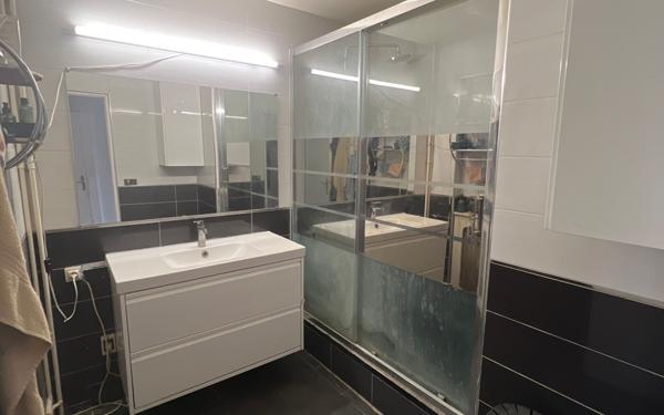 Appartement à vendre    3 pièces • 62 m2 La Courneuve