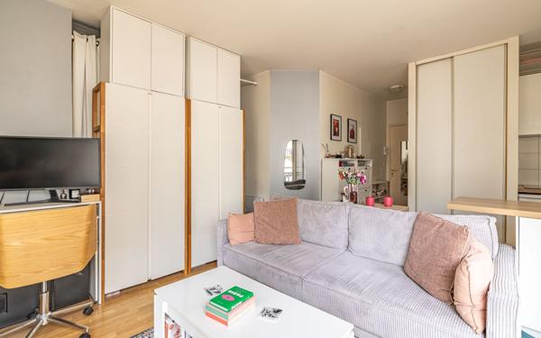 Appartement à vendre    2 pièces • 30,02 m2 Saint-Maurice