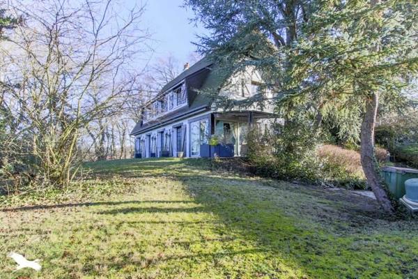 Maison à vendre |  Jouars-Pontchartrain |  9 pièces | 199 m²