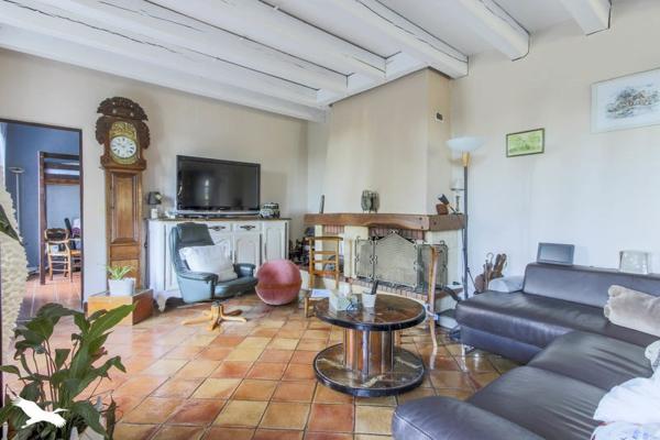 Maison à vendre |  Jouars-Pontchartrain |  9 pièces | 199 m²