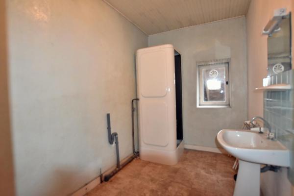 Maison à PLONEVEZ-PORZAY, 29550 - 5 pièces 105m²