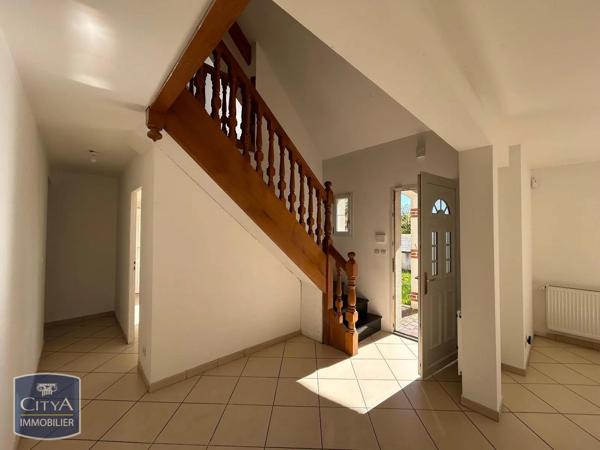 Maison à louer 7 pièces 147m² Saran (45770)