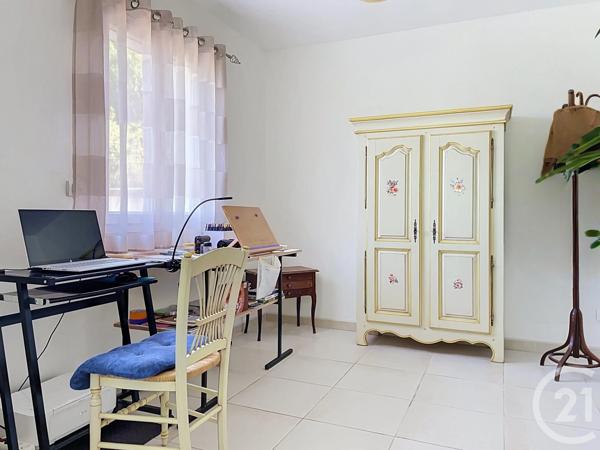 Appartement F3 à vendre  3 pièces - 85,88 m 2   BAGNOLS SUR CEZE  - 30