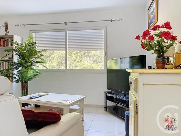 Appartement F3 à vendre  3 pièces - 85,88 m 2   BAGNOLS SUR CEZE  - 30