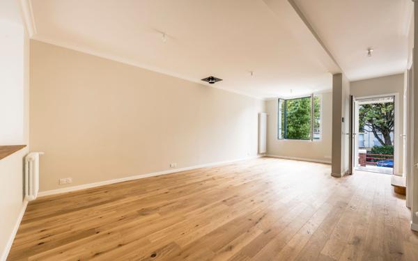 Maison à vendre    6 pièces • 186 m2 Suresnes