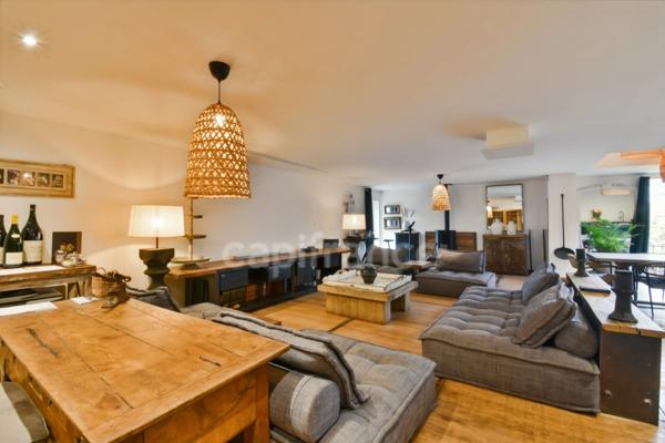 Maison individuelle de type loft dans un secteur prisé