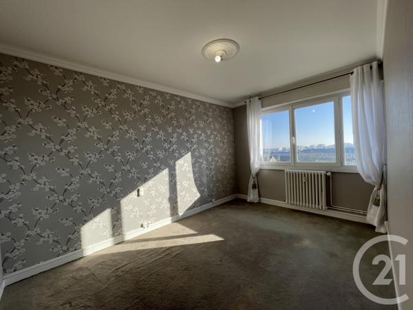 Appartement T4 à vendre  4 pièces - 90,10 m2 CHATEAUROUX - 36