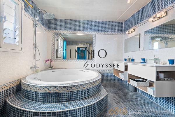 Location Villa209 m² - 5 Pièces - SAINT PIERRE (97432)