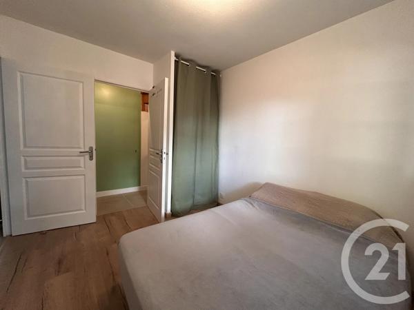 Maison à vendre  5 pièces - 96,20 m 2   JUVIGNAC  - 34