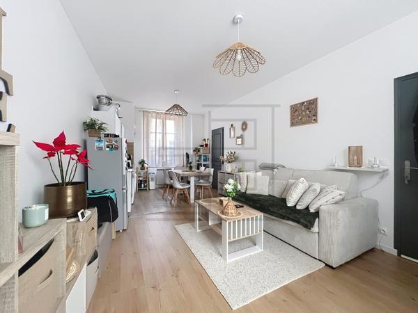 Studio rdc + parking