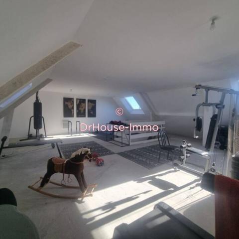 Maison à vendre 7 pièces de 200 m²