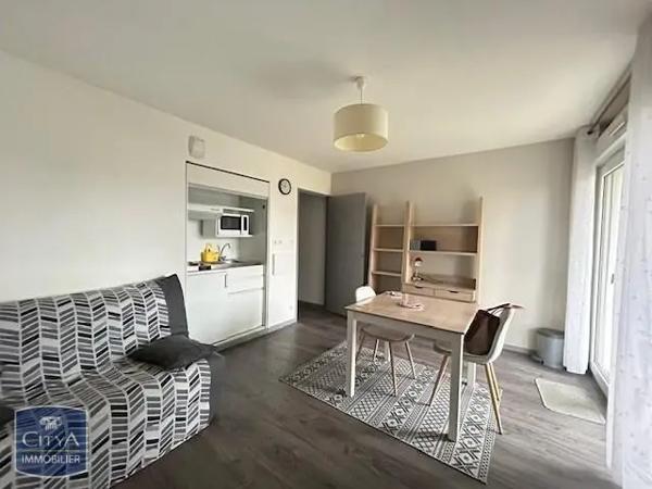 Appartement à louer 1 pièce 23.77m² Poitiers (86000)