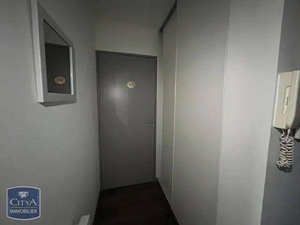 Appartement à louer 1 pièce 23.77m² Poitiers (86000)