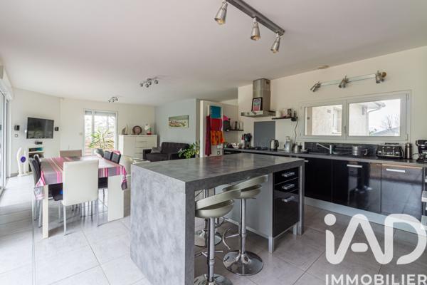 Maison à vendre 7 pièces 132 m² Cestas