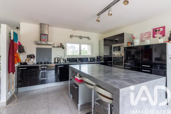 Maison à vendre 7 pièces 132 m² Cestas