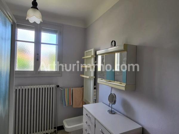Vente                                                      Maison
                        
                     5 pièces                      86 m2                     à Davézieux