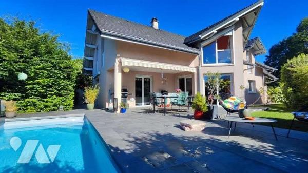 Grande maison contemporaine