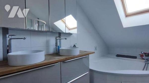 Grande maison contemporaine