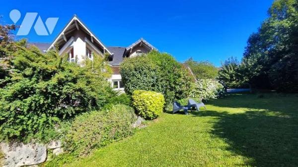 Grande maison contemporaine