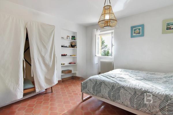 GRASSE SAINT-JACQUES,  Authentique Mas Provençal