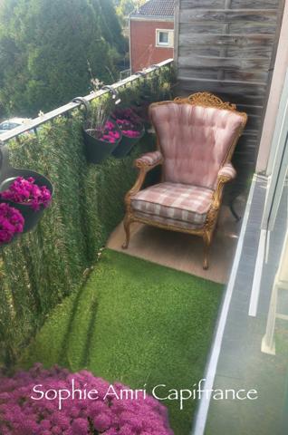 **Sortie du Havre**Appartement 58 m² avec 2 chambres, dernier étage avec balcon, garage et vue panoramique plein sud.