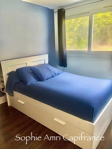 **Sortie du Havre**Appartement 58 m² avec 2 chambres, dernier étage avec balcon, garage et vue panoramique plein sud.