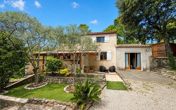 Maison à vendre    5 pièces • 139,35 m2 Pourrières