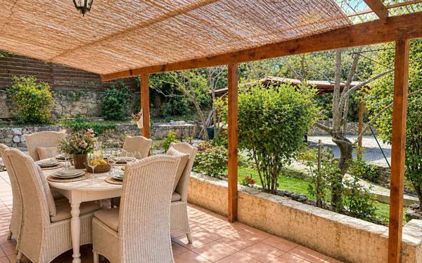 Maison à vendre    5 pièces • 139,35 m2 Pourrières