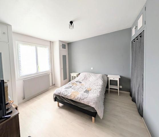 maison familiale 220 m² + T2 indépendant, atelier, terrasse