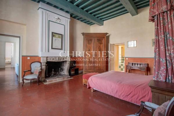 La Noble Chartreuse avec piscine et pigeonnier