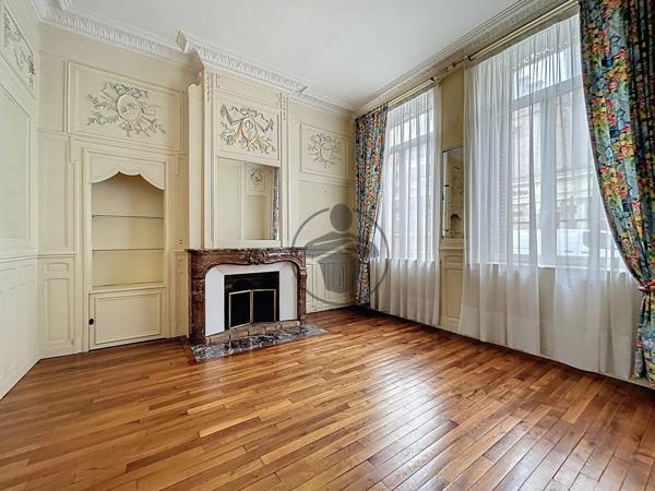 Vente Maison de ville 237 m2 à Saint-Quentin