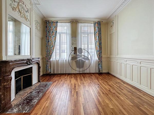 Vente Maison de ville 237 m2 à Saint-Quentin