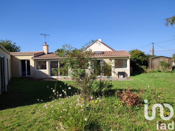 Maison à vendre 6 pièces 145 m² Saint-Michel-Chef-Chef