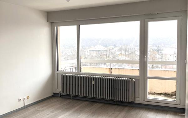 Appartement à louer    4 pièces • 76,65 m2 Cluses