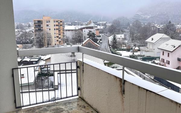 Appartement à louer    4 pièces • 76,65 m2 Cluses