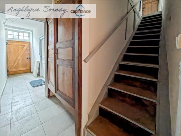 Authentique maison de village avec cave voûtée et combles aménageables